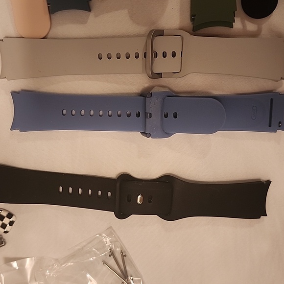 11 Assorted Samsung Galaxy Watch  Bands. Selling As 1 Lot - Picture 3 of 5